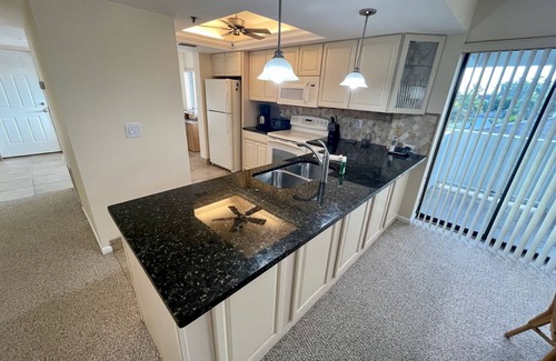 Siesta Key Condo | 2BR Condo with Gulf Views Siesta Sands