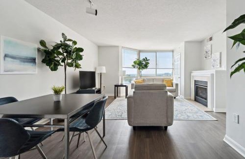 Ballston Apartment | 2BR Executive City Suite With Gym & Pool