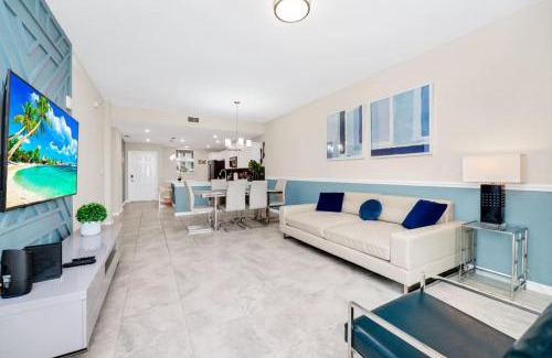 Kissimmee Apartment | 2BR Family Condo Near Disney, Universal and More