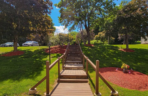 Weirs Beach Condo | 2BR Family-Friendly Near Weirs Beach