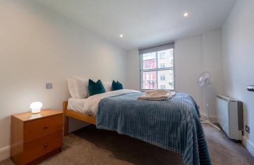 Bryanston and Dorset Square Apartment | 2BR Flat with Parking in London