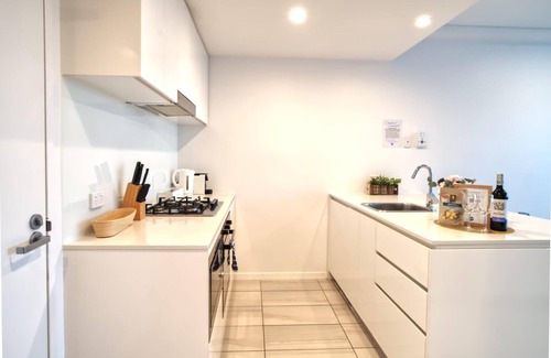 Newstead Apartment | 2BR Food & Drink Hub ★Gym★Pool★Views★Roof Terrace