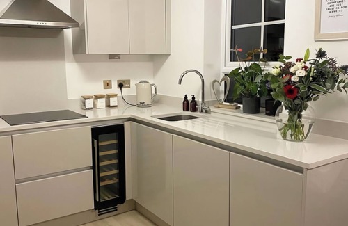 Belgravia Apartment | 2br for couple or families