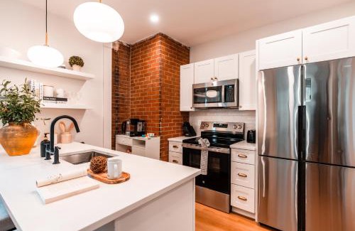 Fox Point Apartment | 2BR Garden Apt with Parking, Near Brown and RISD