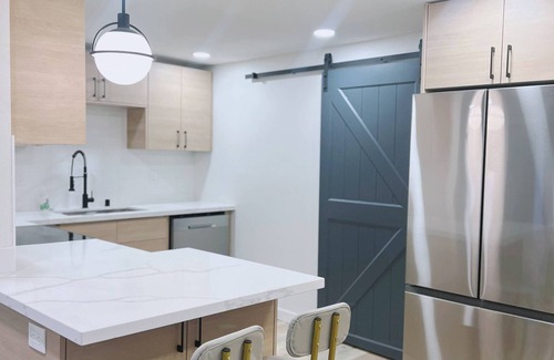 Mountlake Terrace House | 2BR Guest Suite at The Blue House