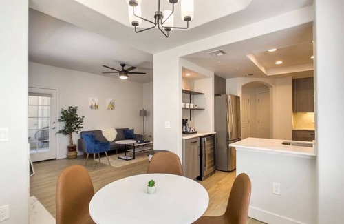 Kierland Apartment | 2BR Kierland Commons Golf Oasis by CozySuites!