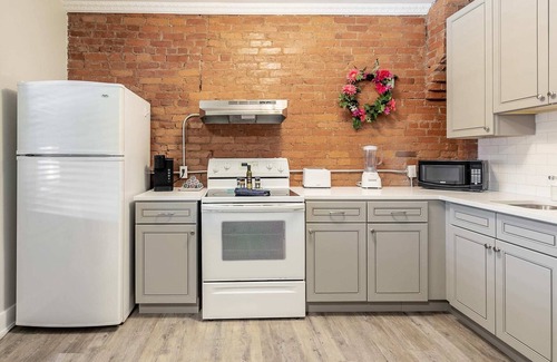 Central Hamilton Apartment | 2BR King Apt - Netflix Included!