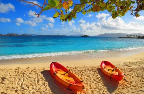 Red Hook Resort | 2BR Luxury Beachfront Duplex Villa on Sapphire Beach III
