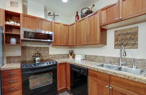 Peak 9 Condo | 2BR Main St Station Ski In/Out Condo All Amenities