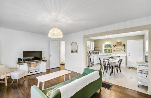 Marietta House | 2BR Marietta Your Georgia Getaway