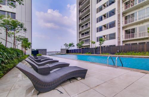 Cikarang Apartment | 2BR Orange County With Free Parking and Rooftop Pool