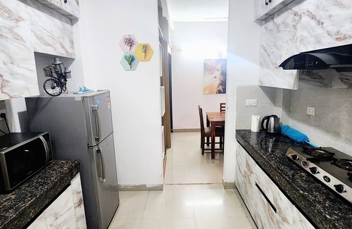 Noida Apartment | 2BR Paradise Cloud Apartment