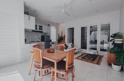 Drupadi Villa | ★ 2BR PRIVATE POOL BOUTIQUE VILLA - OBEROI | SEMINYAK ★