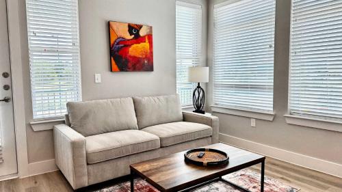 McNeil Apartment | 2BR Resort-Style Retreat - Pool