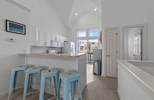 Bermuda Bay House | 2BR Sea Glass Castle at Cambridge Cove in Bermuda Bay
