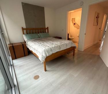 Historic Core Apartment | 2BR Townhouse Located DTLA