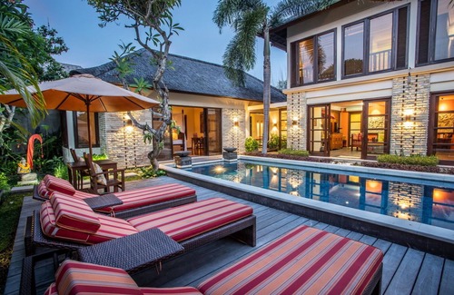 Petitenget Villa | 2BR Villa - A few steps away from the famous Petitenget Beach!