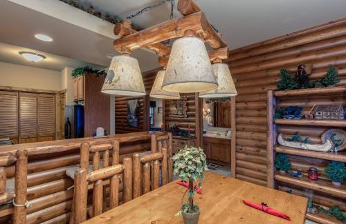 Indian Point House | 2BR Village At Indian Point 608 near SDC-Free Tickets Daily up to $500 Value