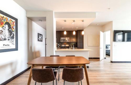 Los Angeles Apartment | 2BR West Hollywood Escape