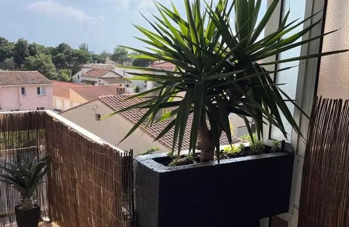 La Jetee Apartment | 2JETEE25 - Air-conditioned studio with wifi, balcony, for 2 in Canet Plage