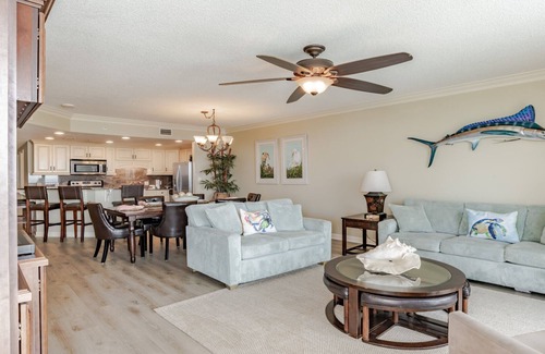 Orange Beach East Condo | 2nd Floor, HUGE Balcony, Premium Phoenix X Condo!