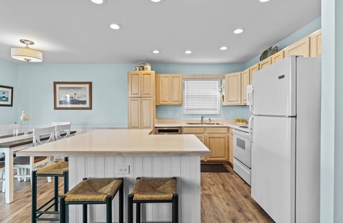 Long Beach House | 2nd Row w/Ocean and Marsh Views near Pier Pet friendly!