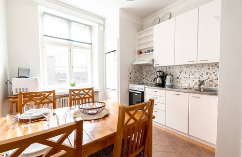 Kaartinkaupunki Apartment | 2ndhomes Bright and Cozy Studio