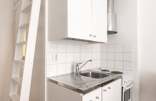Hietalahti Apartment | 2ndhomes Cozy & Compact Studio in Kamppi