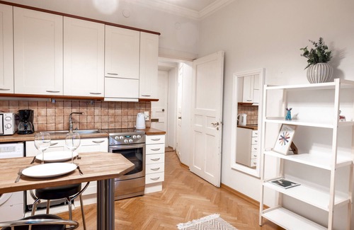 Punavuori Apartment | 2ndhomes Cozy & Compact Top Floor Studio