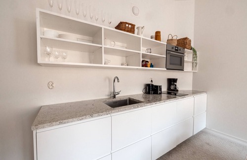 Kluuvi Apartment | 2ndhomes Mikonkatu Apartments 4