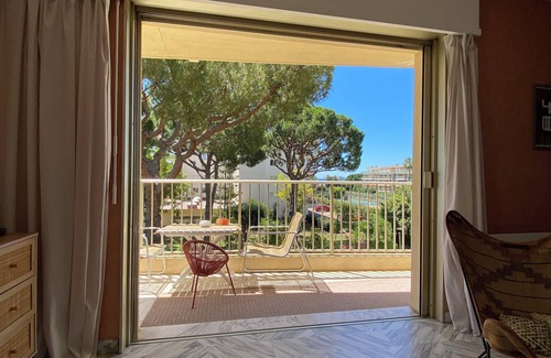 Nice Apartment | 2p Standing Dans Residence au Calme