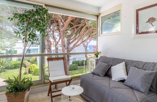 Mandelieu-la-Napoule Beach Apartment | 2PDM BEAUTIFUL SEA VIEW APARTMENT
