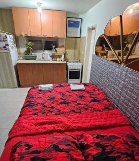 Tel Aviv Apartment | 2Rooms rooftop apartment huge balcony