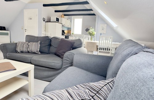 Wiarden Apartment | 2zkb, 60qm, Eigenes Bad, bis zu 3 Erw. + 1 Kind