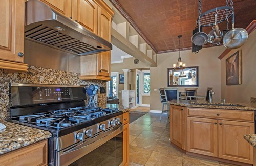 Forest Hills House | 3/2 Home w/Pool Oasis and Golf Course View!