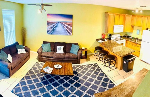 Gulfport House | 3/3 Home within walking distance of the beach!