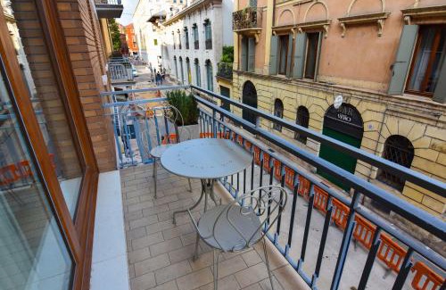 Verona City Centre Apartment | 3 Amici Suites