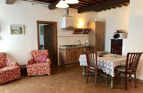 Montecatini Val di Cecina Apartment | 3 APARTMENTS in country house FONTEMIGLIARI , Montecatini vd Cecina Tuscany