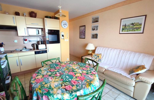 Tregastel Apartment | 3* Apartment with balcony and parking facing Trégastel beach