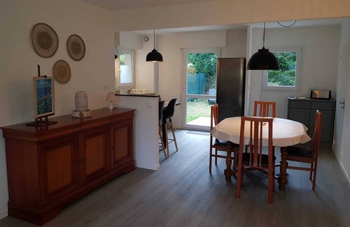 Fouesnant Apartment | 3★ Apartment with Enclosed Garden and Terrace – Peace & Comfort Near the Sea