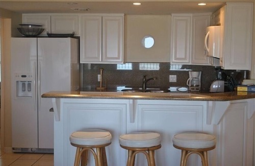 South Padre Island Condo | 3 Bdr/2b Beachfront Condo; a Family Friendly Vacation Oasis