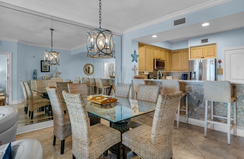 Fort Walton Beach Condo | 3 Bdr 3 Bath Gulf Side Azure Beachfront