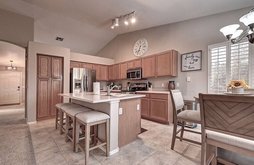 Glendale House | 3 bdrm Glendale Home w/Pool