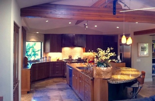 Palm Desert House | 3 Bdrm Luxury. Gourmet Kitchen/Pool/Spa/Walk to Shops. Pets OK. Short/Long Term