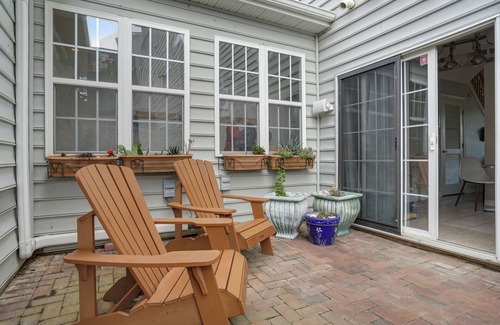 Villages of Five Points House | 3 bdrm town house in Five Points Village sleeps 8n