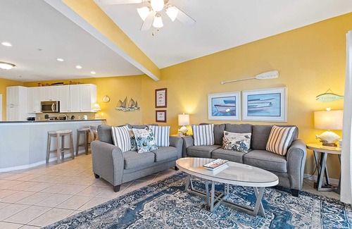 Fort Walton Beach - Destin Condo | 3 Bed/3 Bath Townhouse Beach Service included