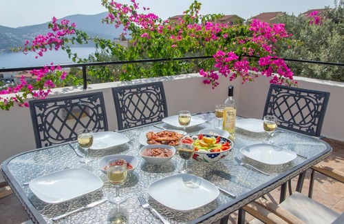 Kalkan Villa | 3 Bed/3 Bath Villa, Private Pool, Roof Top BBQ, 10 min walk to Old Town/Harbour
