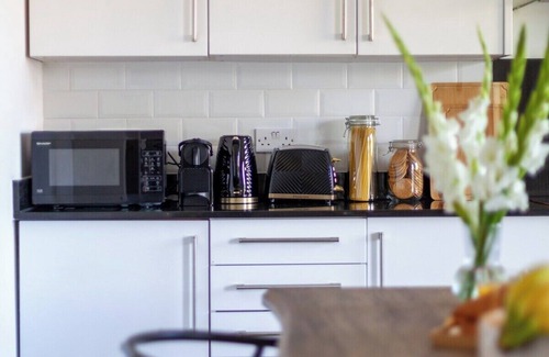 Hackney Apartment | 3 Bed 3 Bathrooms Modern Bright Flat, Hackney