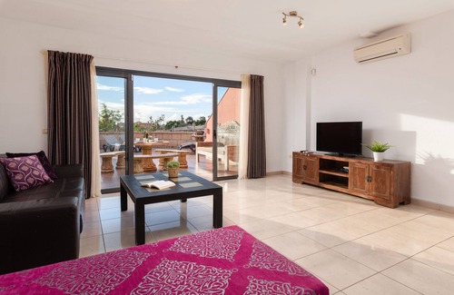 Costa Adeje Villa | 3 bed 3en-suite bath villa private heated pool@28º
