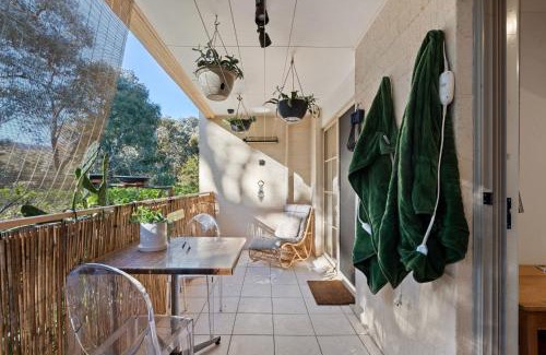Watson Apartment | 3-Bed Apartment in Holiday Style Resort with Pool